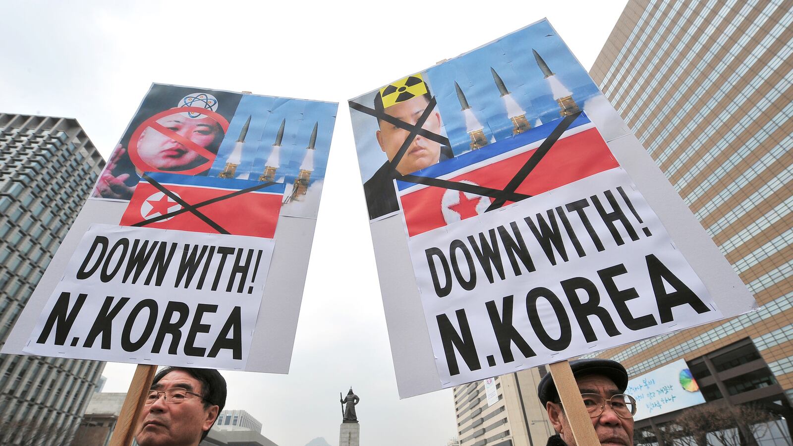 cheats/2014/05/12/s-korea-n-korea-must-disappear-soon/140512-korea-cheat_kivxp0