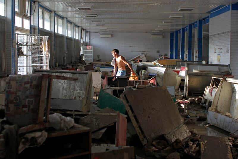 galleries/2012/07/12/shocking-photos-of-the-flooding-in-russia-s-krasnodar-region/russia-floods-11_tusuha