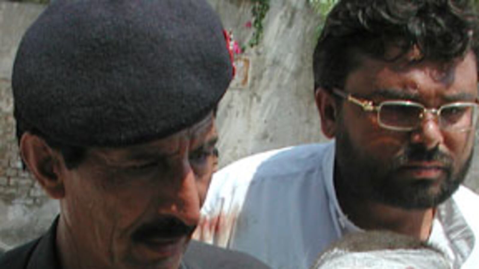 cheats/2010/07/09/pakistan-bombing-kills-45/pakistan-1_vityet