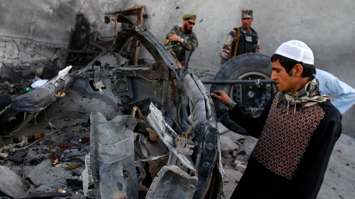 cheats/2012/04/15/embassies-attacked-in-afghanistan/kabul-violence-tease_prgwgi