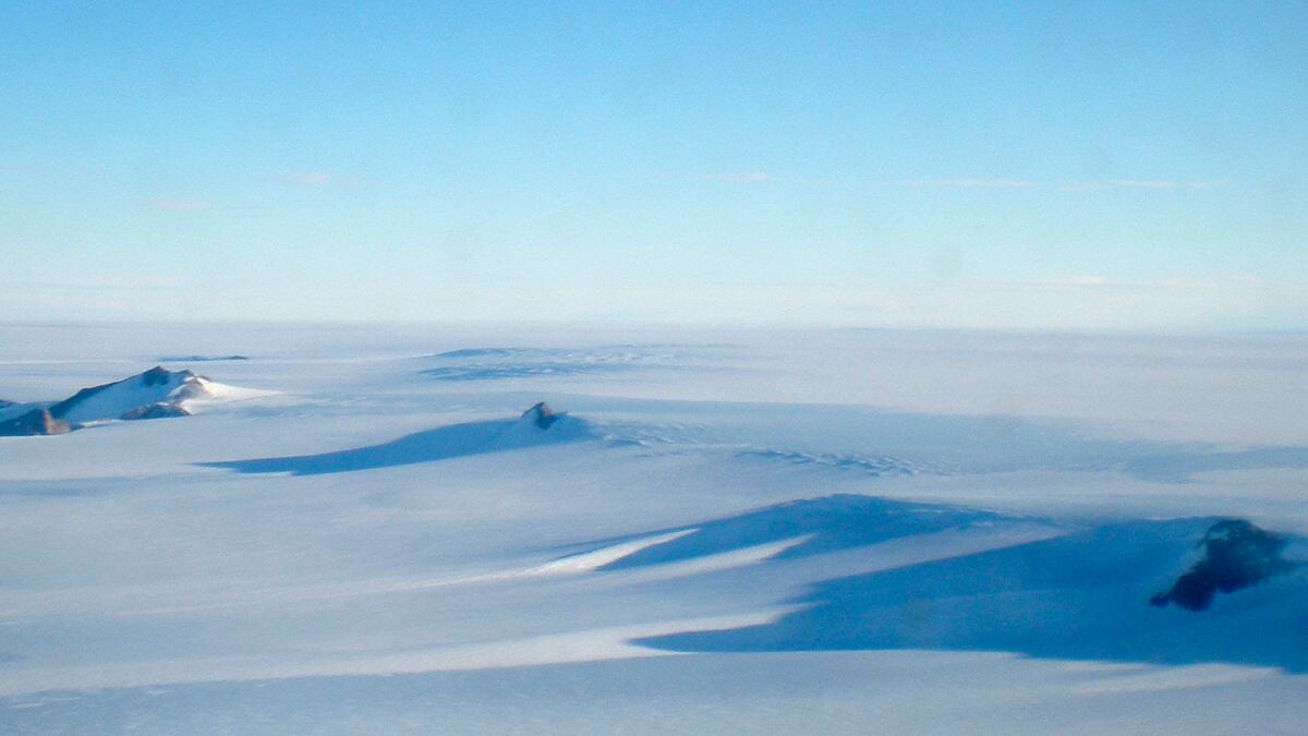 cheats/2012/12/15/australia-to-drill-antarctic-ice-core/antarctic-ice-australia-cheaet_pelqha