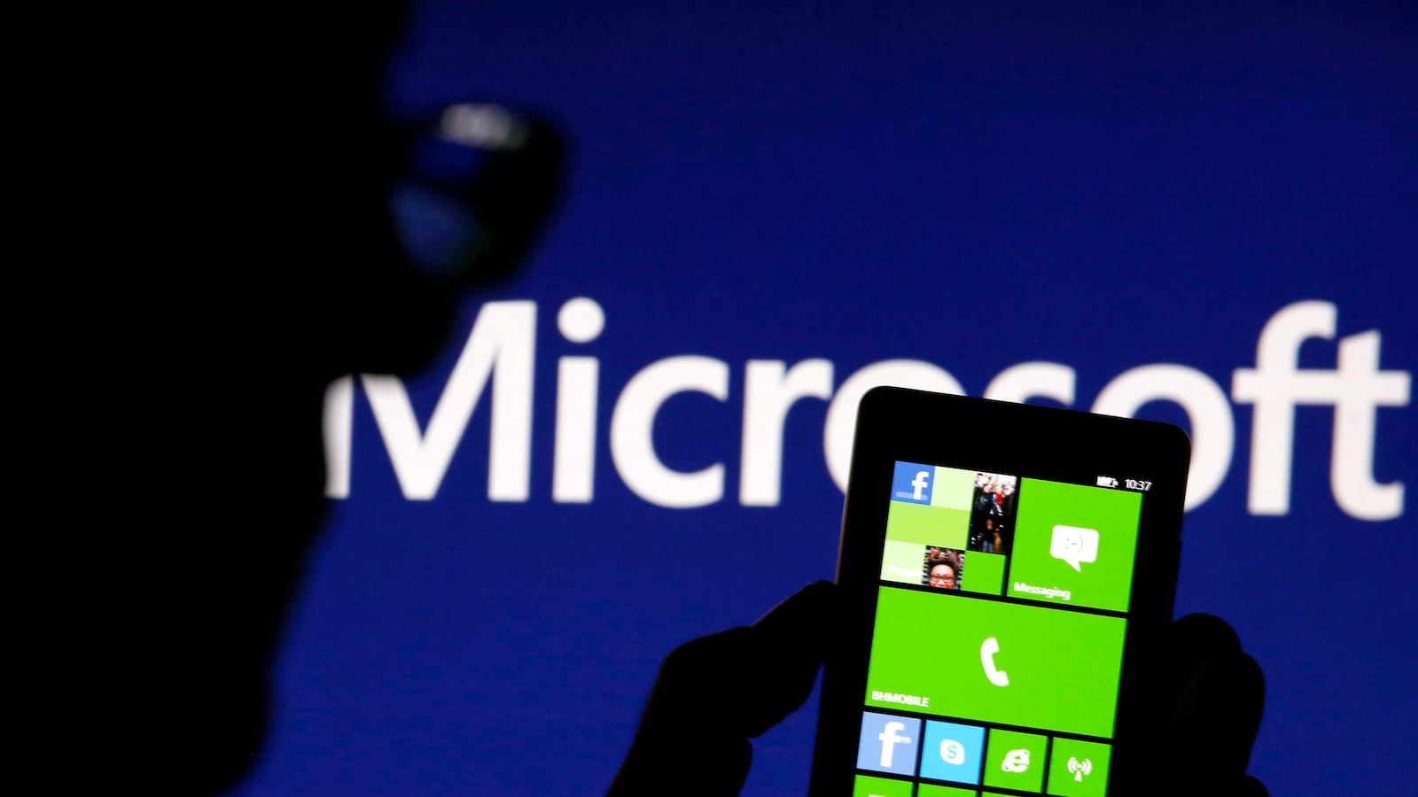 cheats/2014/07/17/microsoft-lays-off-most-people-ever/140717-microsoft-nokia-cheat_i7kzya