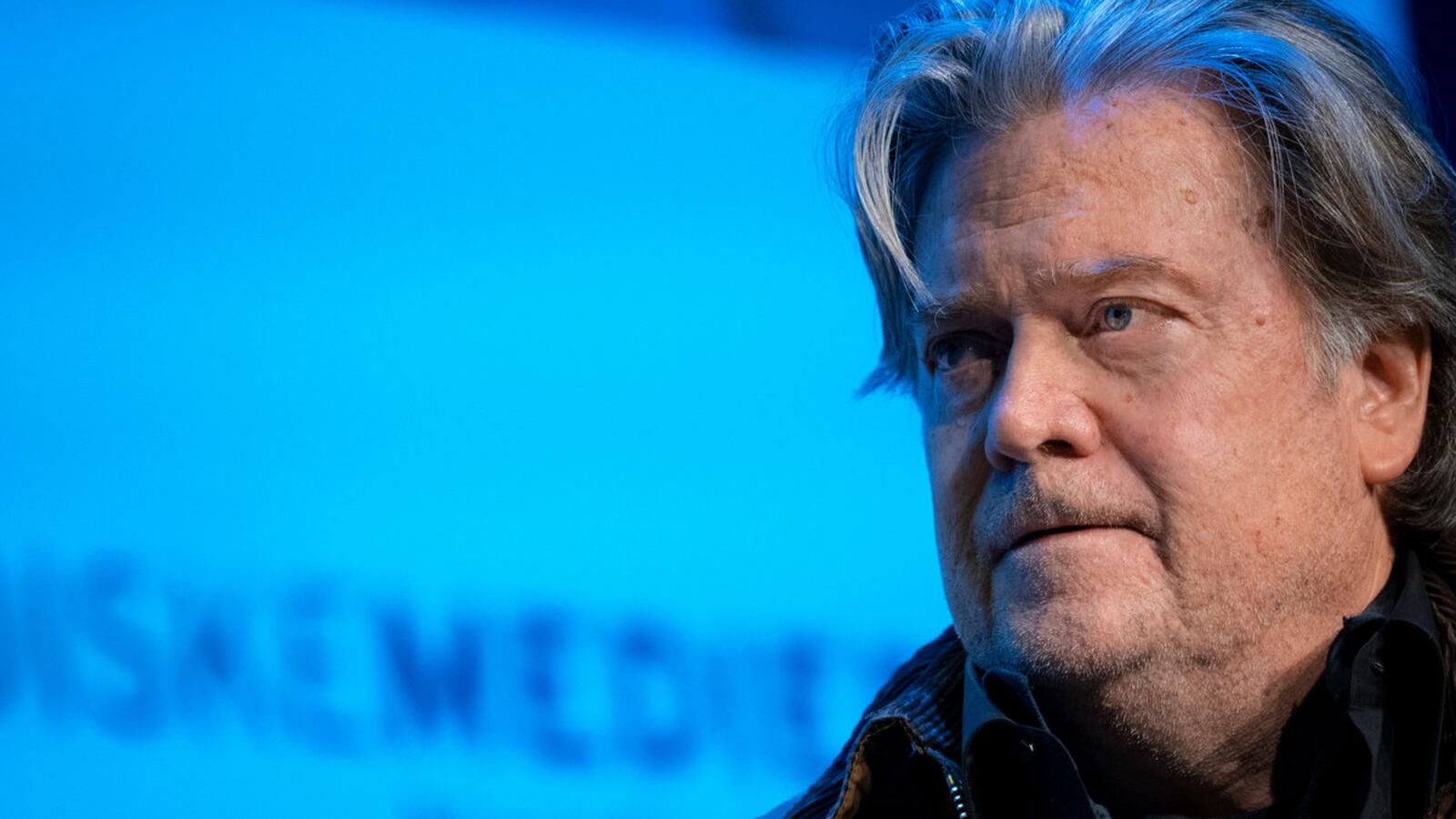 211019-steve-bannon-hero_sqtxni