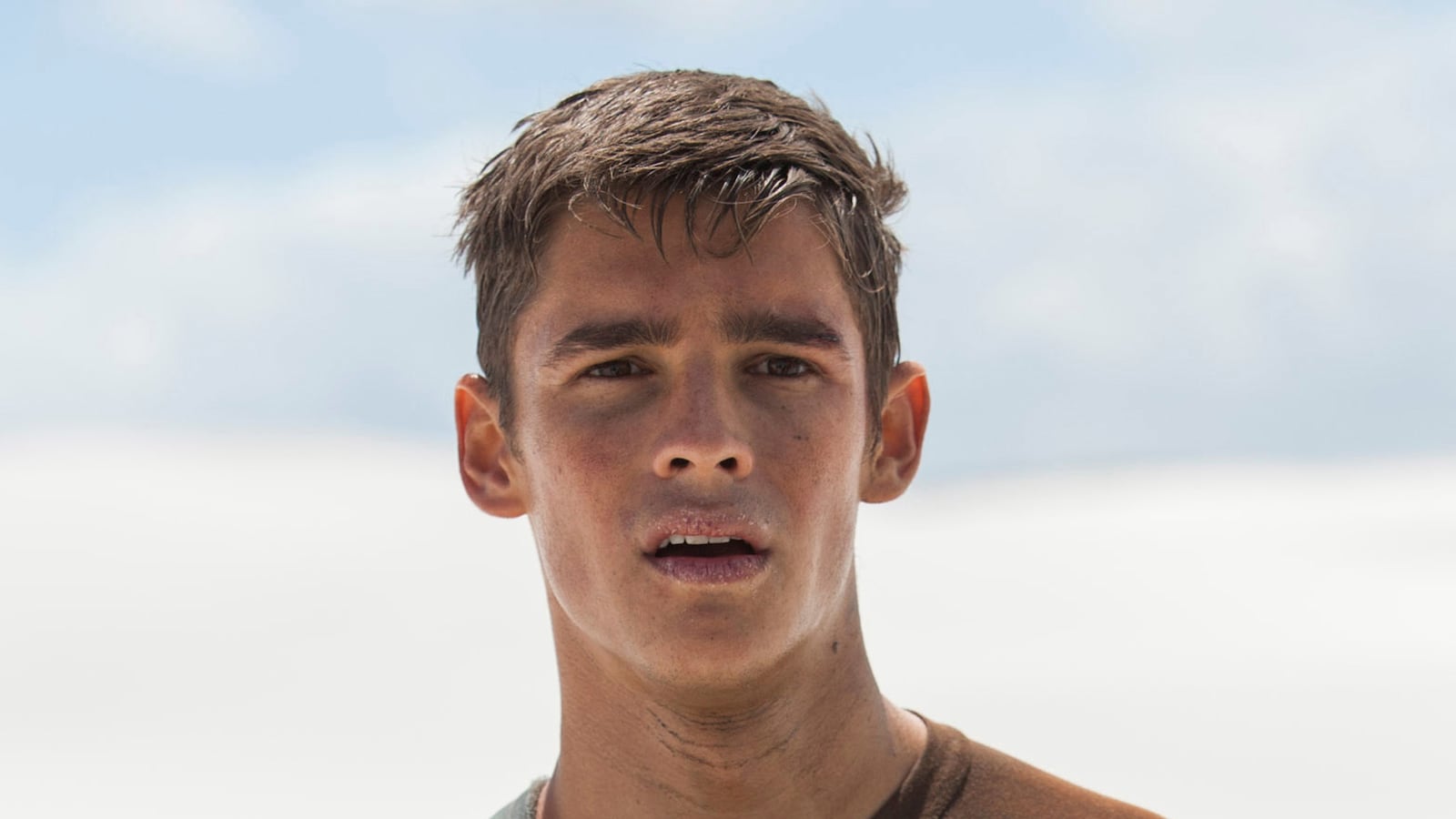 articles/2014/08/13/the-giver-star-brenton-thwaites-knows-you-think-he-s-too-old-to-play-jonas/140812-fallon-giver-tease_ldpwkn