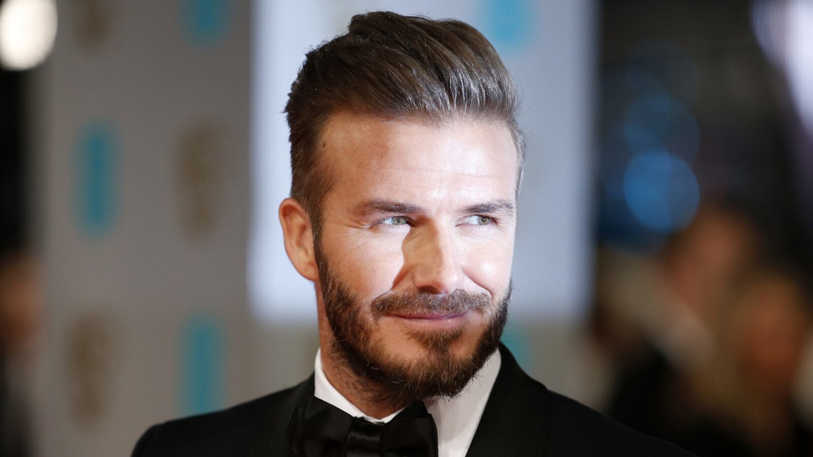 cheats/2015/11/18/david-beckham-is-the-sexiest-man-alive/151118-beckham-cheat_cb8vci