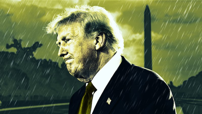 Trump's reflecting pool suffers another blow