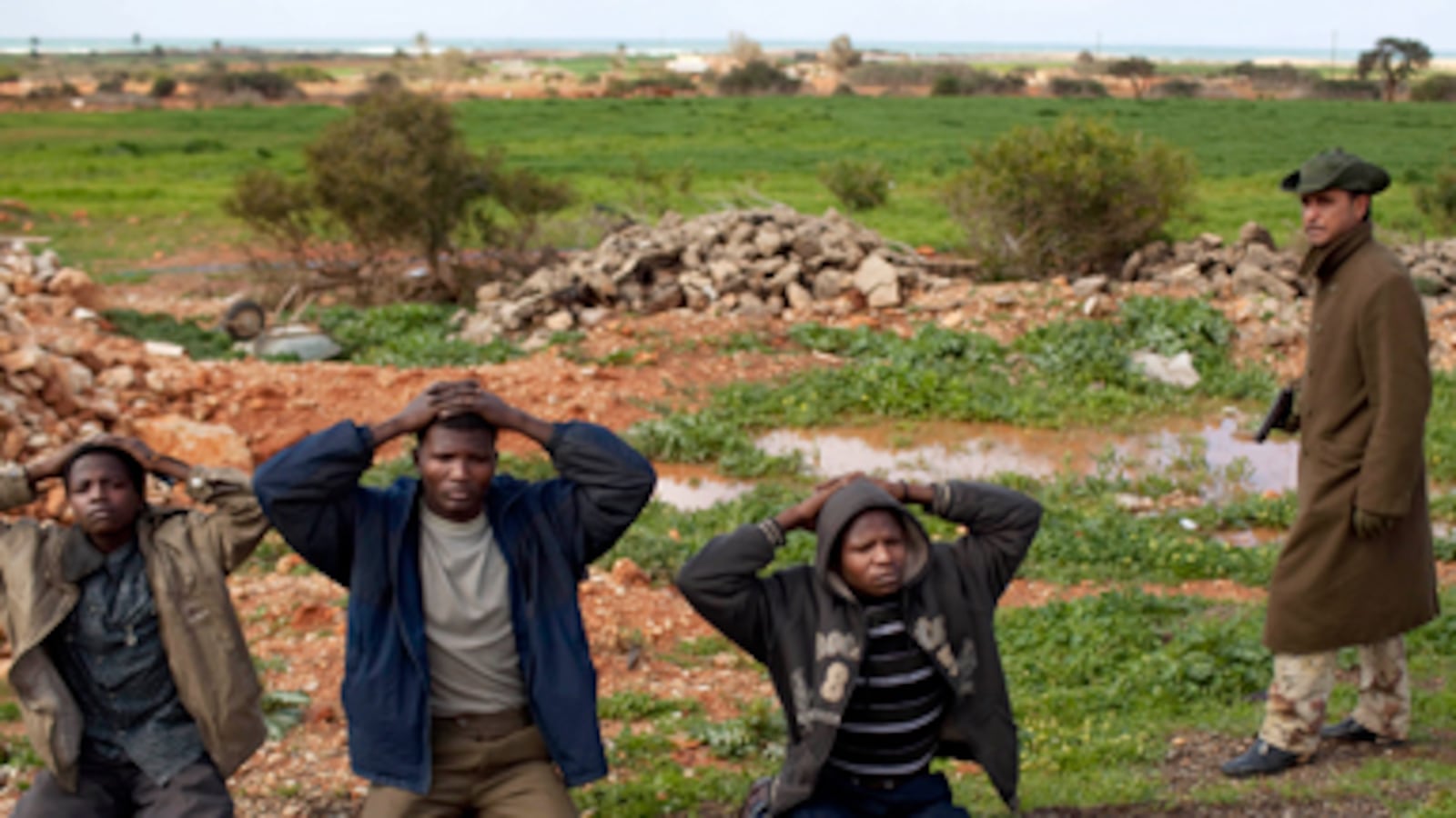 articles/2011/03/06/libyas-hysteria-over-african-mercenaries/dehghanpisheh-mercenaries_164618_vhomsg