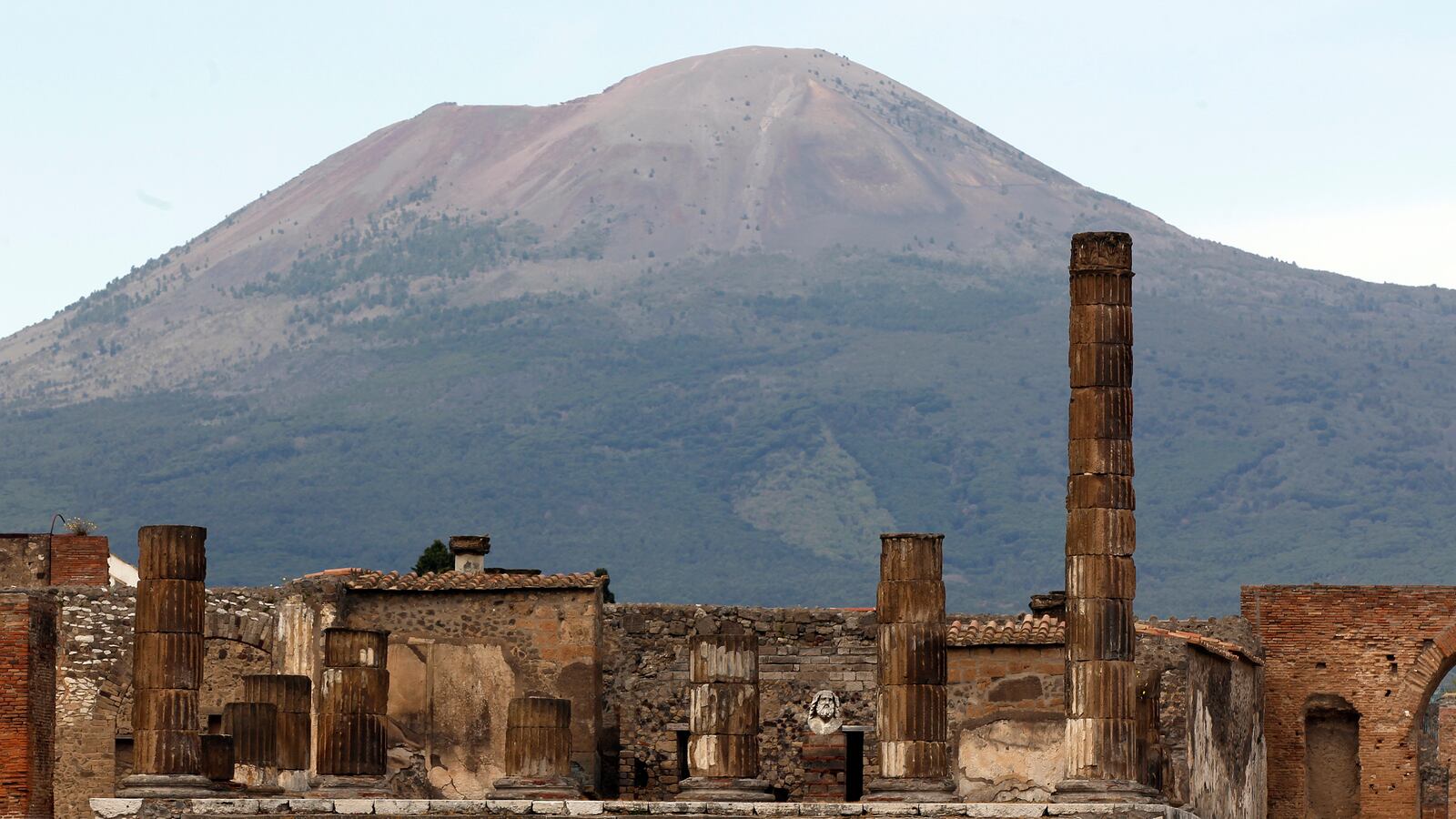 mount_vesuvius_dauo3a