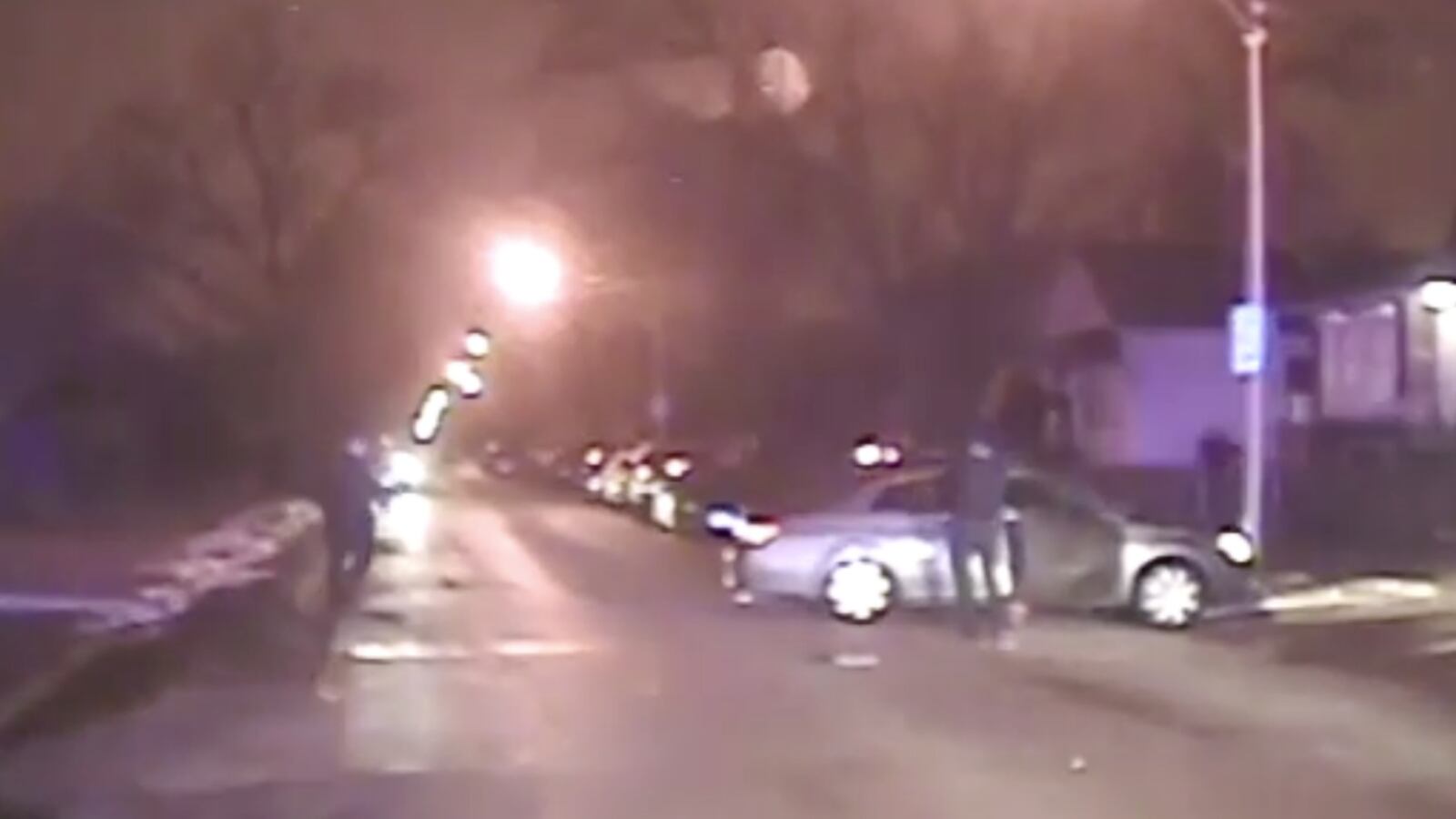 cheats/2015/06/18/cop-fires-at-car-full-of-black-teens/150618-video-cop-cheat_hzwu2r