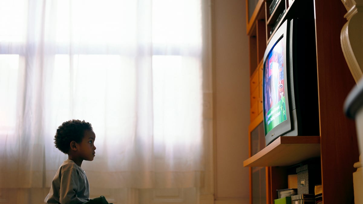 articles/2011/06/14/minority-kids-crippling-tv-addiction/minority-children-watching-too-much-tv-medved_hdpufj