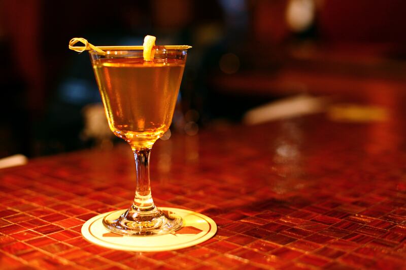 galleries/2013/09/29/the-best-bourbon-drinks-for-fall-photos/130927-burbon-month-13_j0yooa