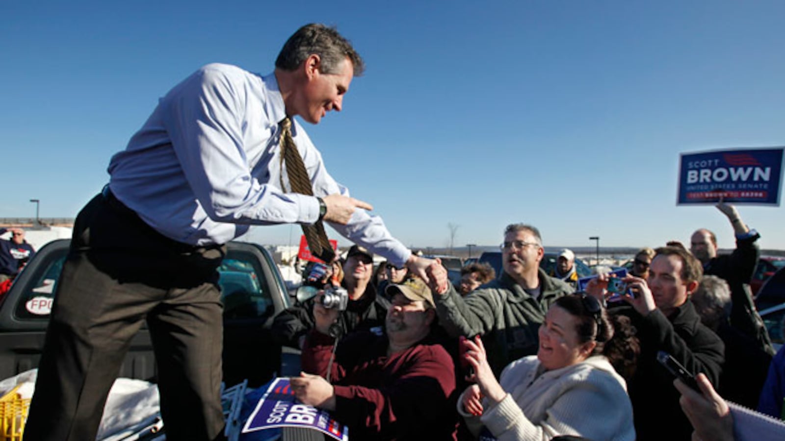 galleries/2010/01/20/was-it-the-truck/truck-campaigning---brown_lpfgh4