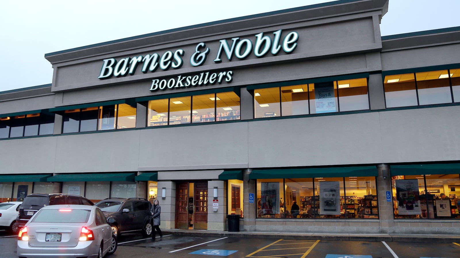 articles/2013/07/12/5-ways-to-fix-book-publishing/130710-publishing-tease_ubnzoj