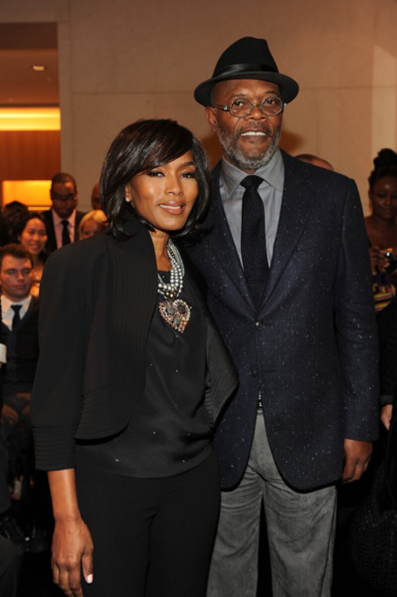 galleries/2011/09/08/fashions-night-out-photos/fashions-night-out-bassett_oxpjrr