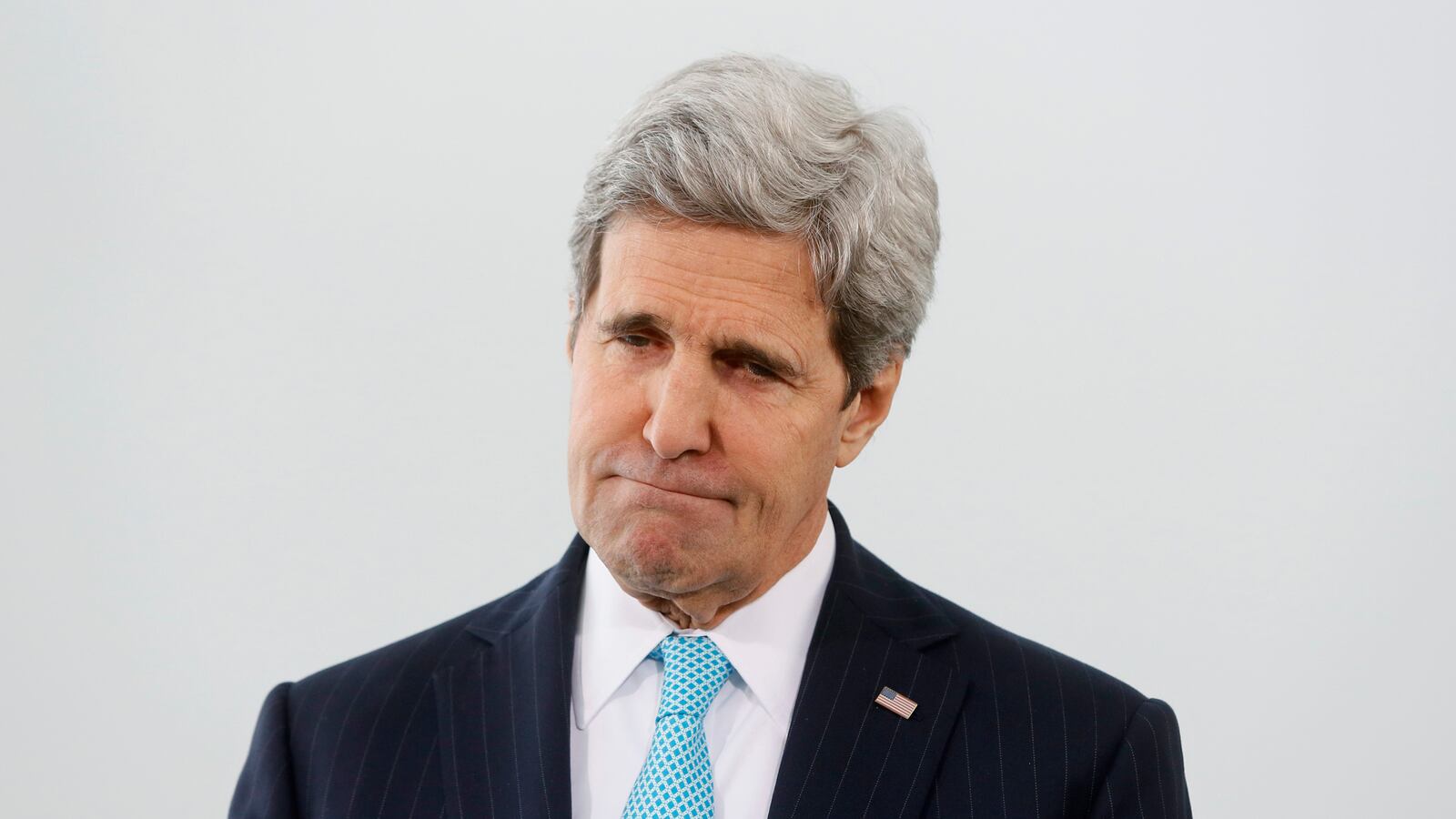 articles/2014/02/03/senators-kerry-admits-obama-s-syria-policy-is-failing/140203-shachtman-kerry-tease_nqt79y