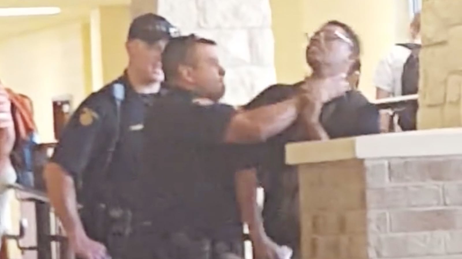 videos/2015/10/14/cops-grab-black-teen-s-throat-slam-him/20151014-txcopstrangle-joiner_s2znwp