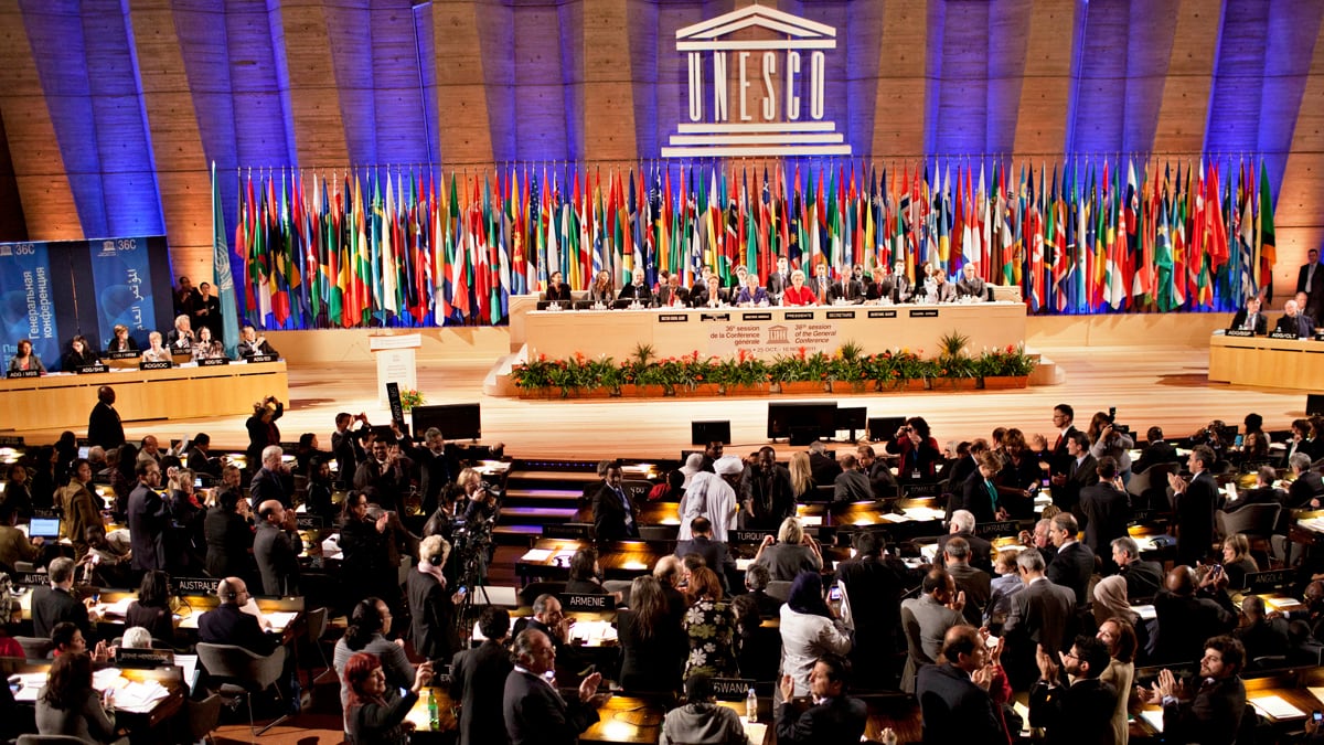 cheats/2011/10/31/palestine-becomes-unesco-member/palestine-united-nations-cs_a4gavl