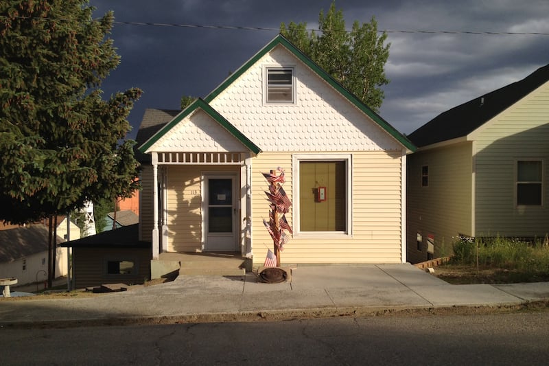 articles/2013/09/10/war-is-the-new-peace-american-vets-reflect-on-syria/130909-Weston-Syria-tease_nayt88