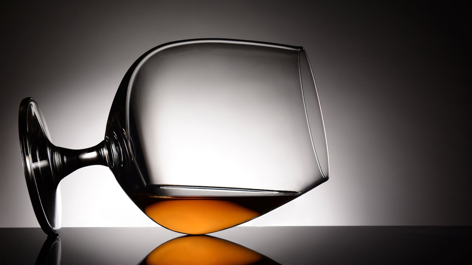 211222-half-full-hero-3_copy_hcg9em