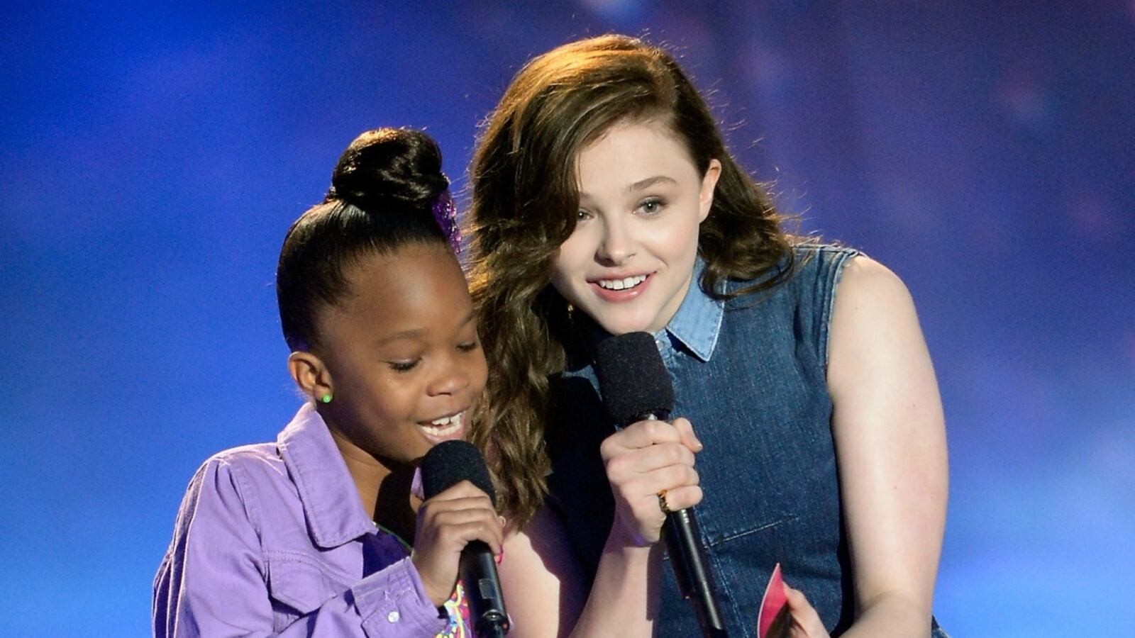 articles/2013/04/15/who-invited-9-year-old-quevenzhan-wallis-to-the-mtv-movie-awards/quevenzhane-mtv_nijo08