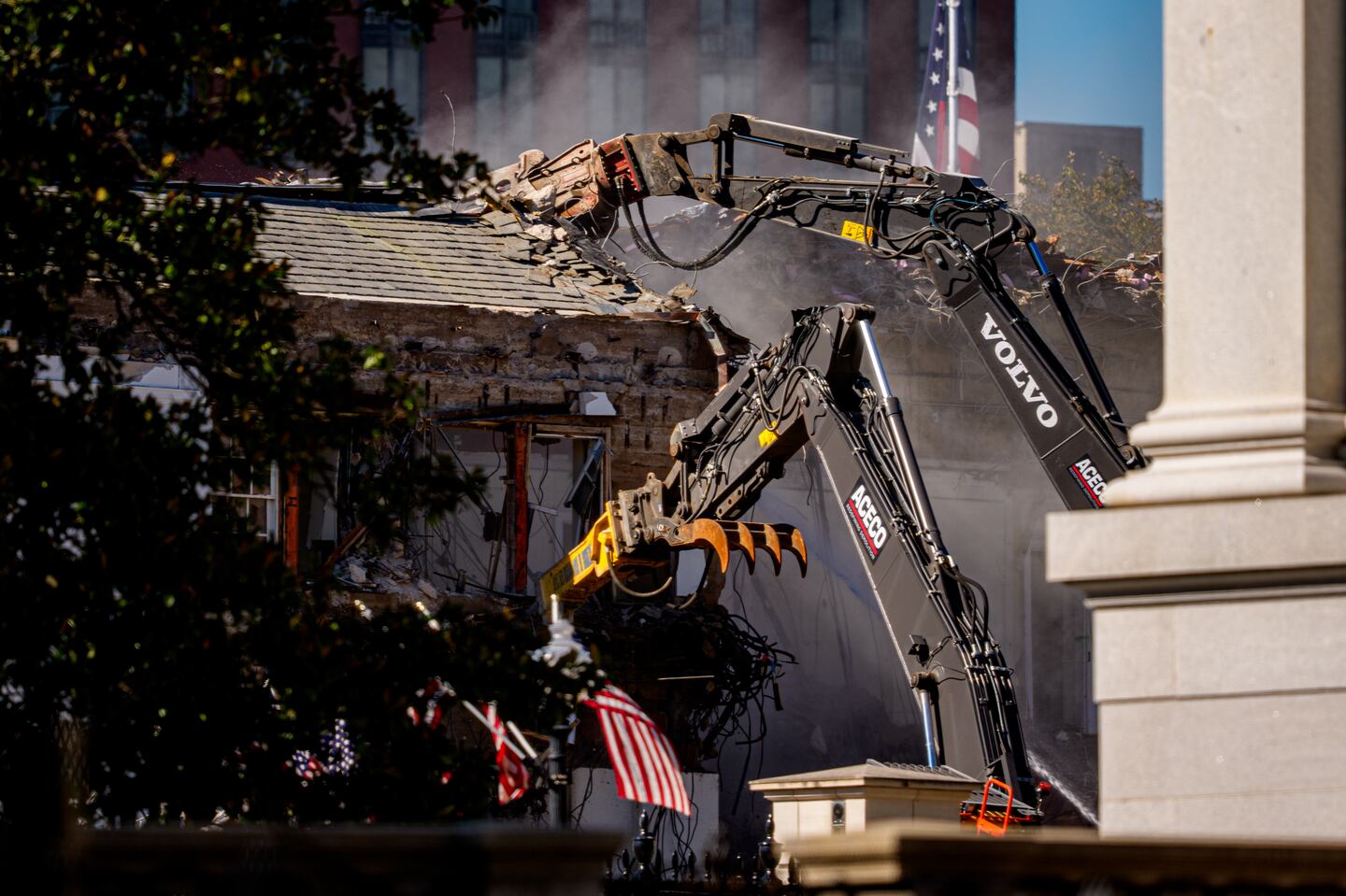 Leavitt Blames White House Bulldozers on Former President in Baffling ...