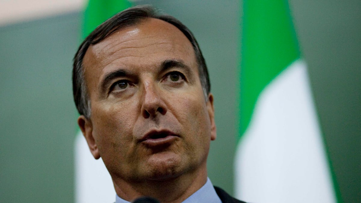 articles/2011/06/23/libya-war-italy-wants-out-will-u-k-and-france-leave-too/italy-ceasefire-franco-frattini-nadeau_wdiozu