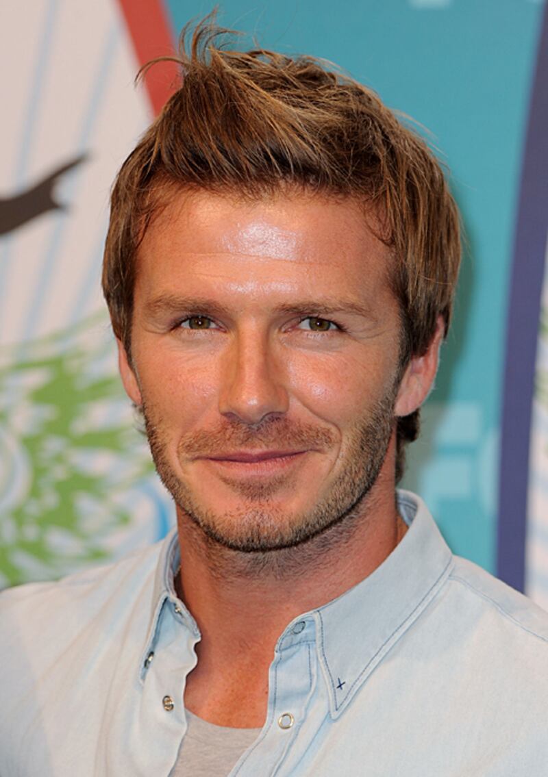 galleries/2010/09/24/celebs-who-fence/celewho-fence---beckham_dxgqyt
