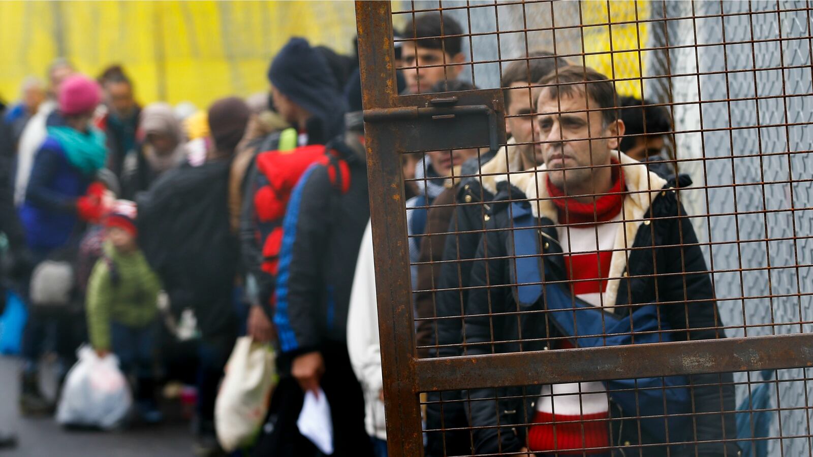 cheats/2016/03/08/slovenia-shutting-borders-to-migrants/160308-slovenia-border-cheat_vyikgz