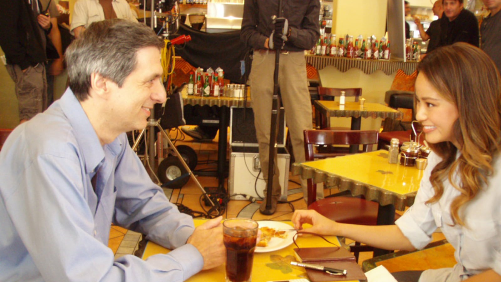 articles/2011/07/04/rob-lowe-julie-bowen-as-co-stars-my-all-too-brief-acting-career/howard-kurtz-goes-hollywood_oyl9h0