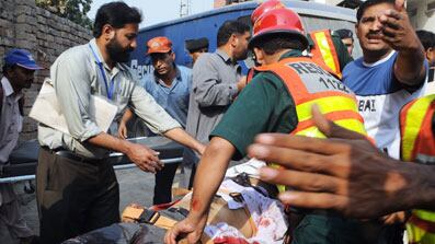 cheats/2009/10/15/widespread-attack-in-pakistan/pakistan-bombing_yh5twm