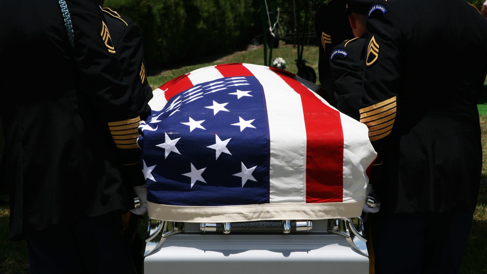 articles/2016/07/04/the-man-the-army-pays-to-cry/160703-Youssef-pays-man-to-cry-tease_nnfrgj