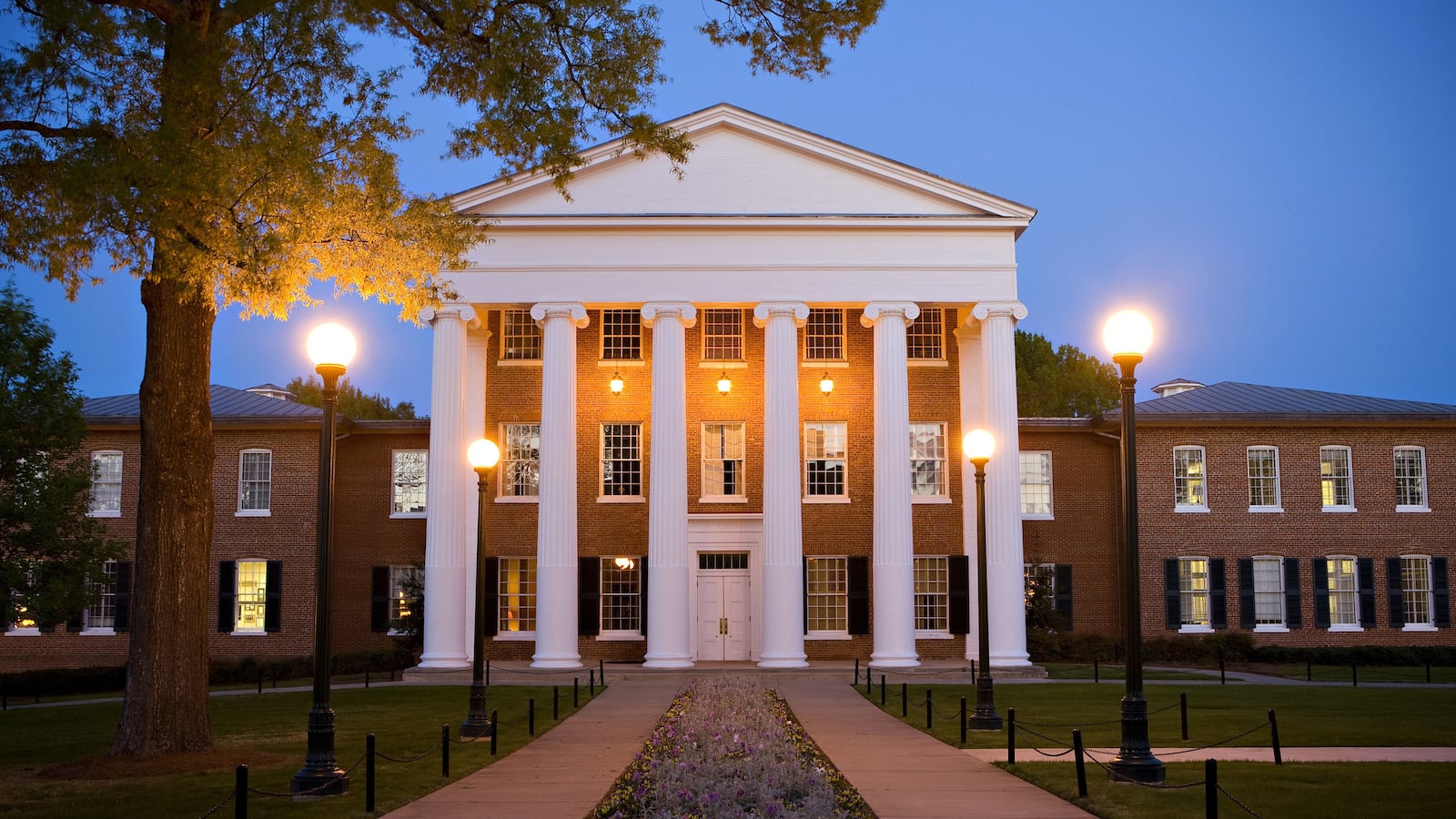 articles/2014/07/28/stars-and-bars-on-cars-in-texas/140728-khayat-university-tease_tvdwot