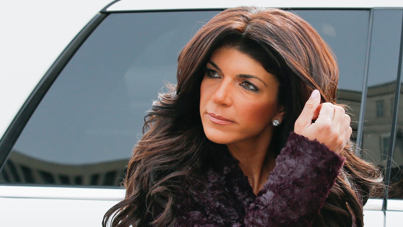 cheats/2015/12/23/real-housewife-released-from-prison/151223-guidice-cheat_fuo7q5