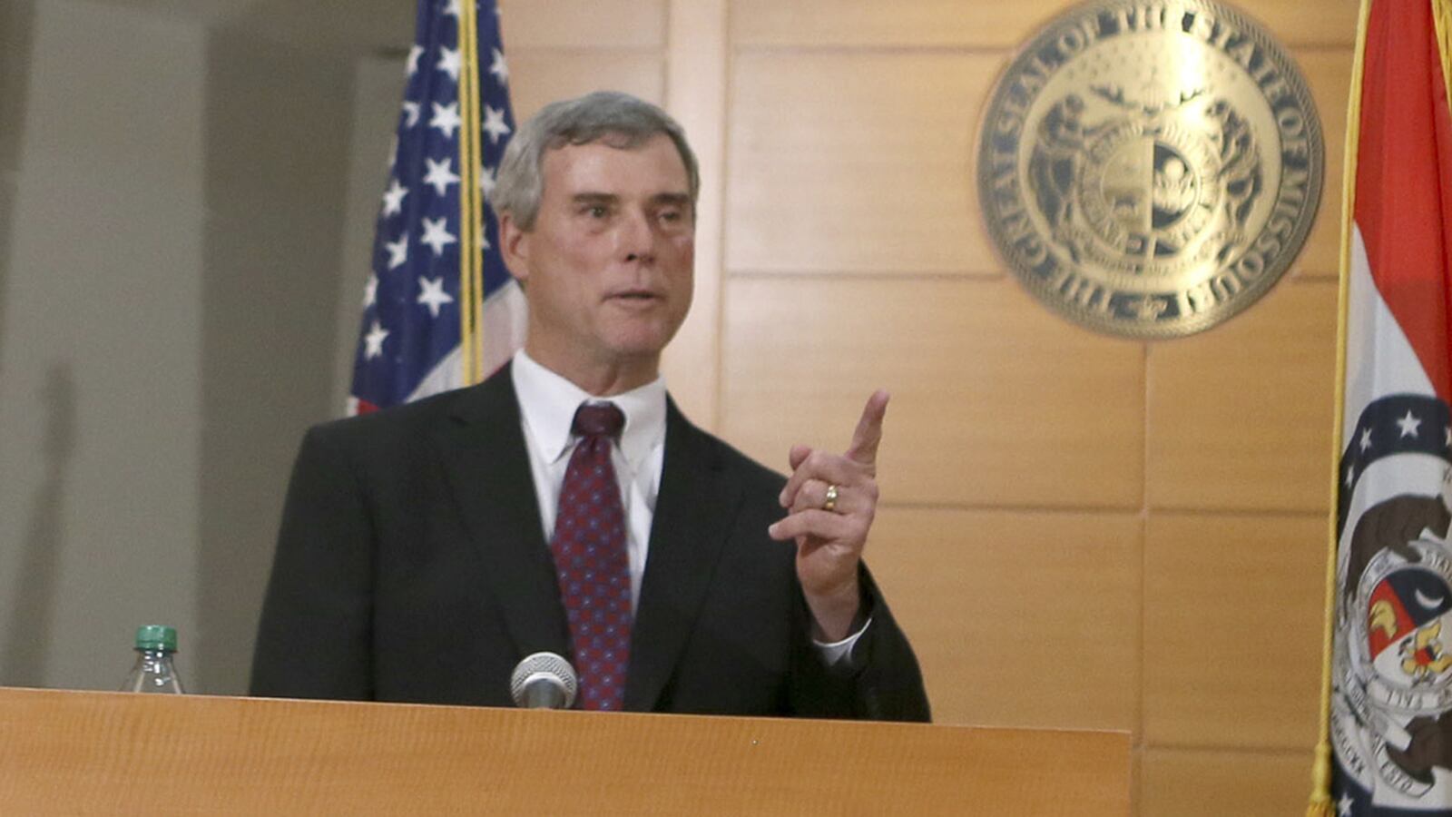 articles/2014/11/30/we-need-more-ferguson-style-grand-juries/141128-wenger-grand-jury-tease_lqjub9