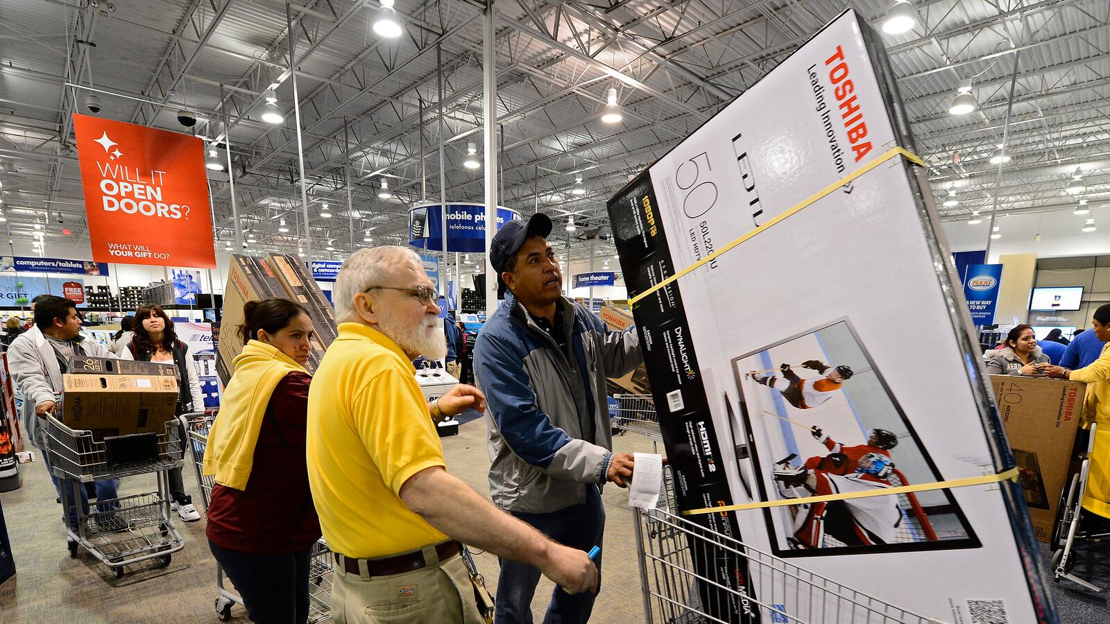 cheats/2012/11/23/millions-show-up-for-black-friday/black-friday-dailymail-cheat_t7ejmb