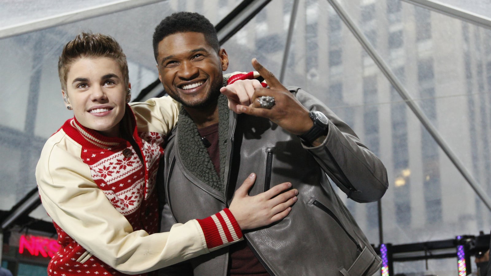 cheats/2015/06/19/bieber-usher-face-10m-copyright-suit/150619-bieber-usher-cheat_tgkkb0