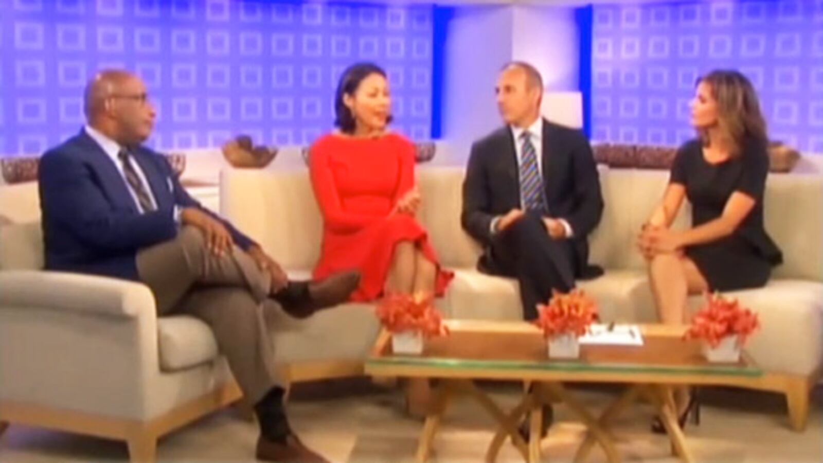 articles/2012/06/28/humiliating-day-for-tv-news-from-ann-curry-s-exit-to-cnn-fox-debacles/tv-ann-curry-dana-tease_bkkywc