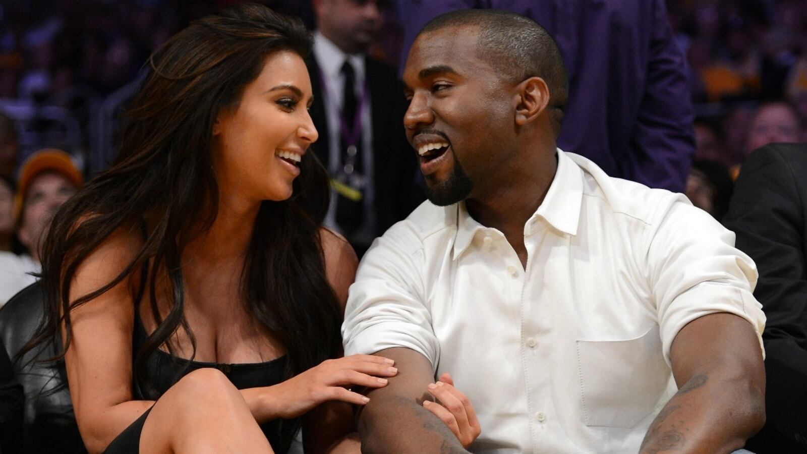 cheats/2013/01/08/kanye-and-kim-k-buy-11-million-dollar-house/kim-kanye-cheat_cppfhj