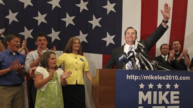 galleries/2010/10/03/15-races-dominated-by-the-tea-party/avlon-election-oracle---mike-lee_msisas