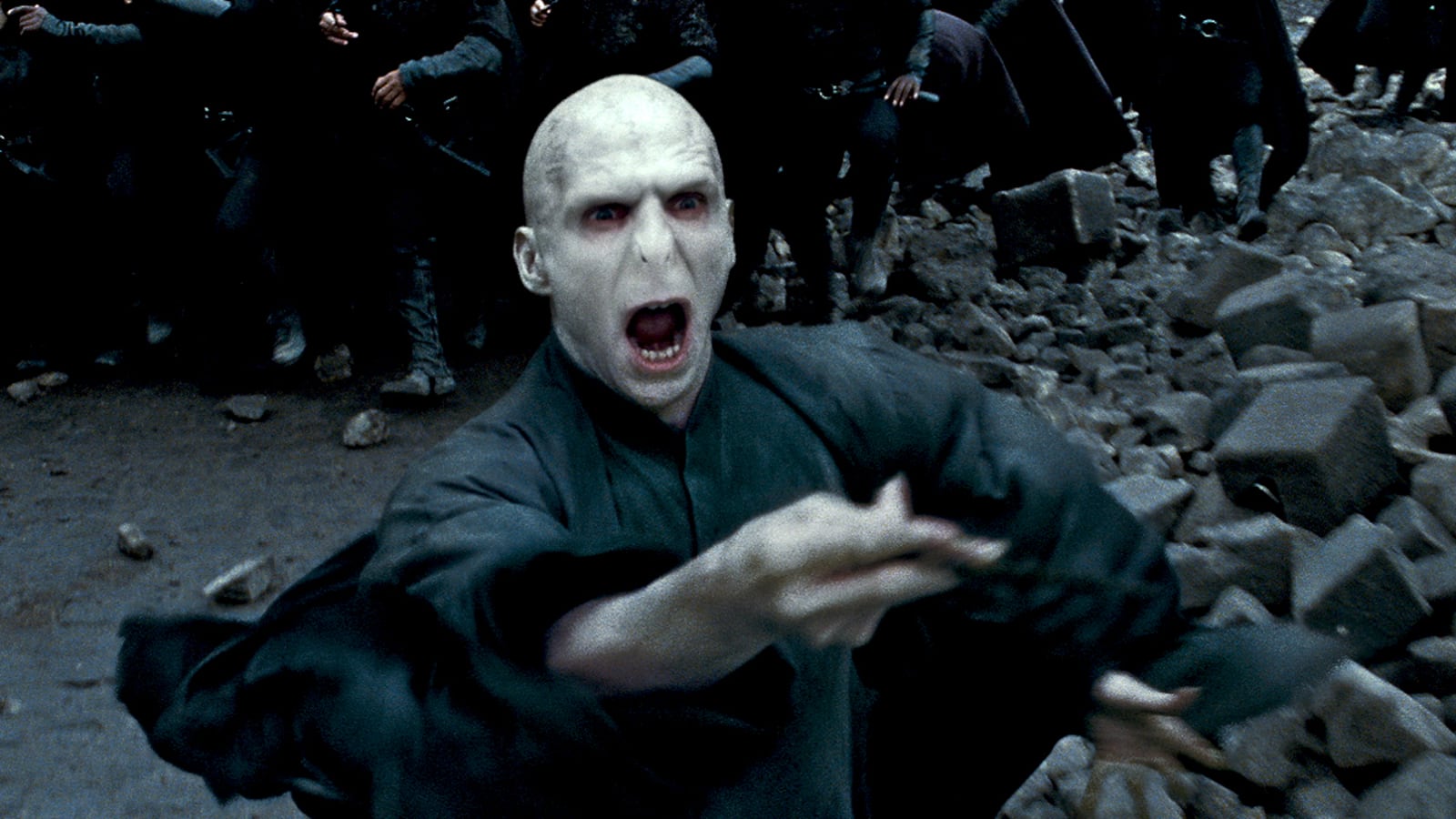 articles/2011/07/12/why-harry-potter-s-lord-voldemort-is-the-baddest-villain-ever/harry-potter-voldermort-Lindeloff_np8zp4