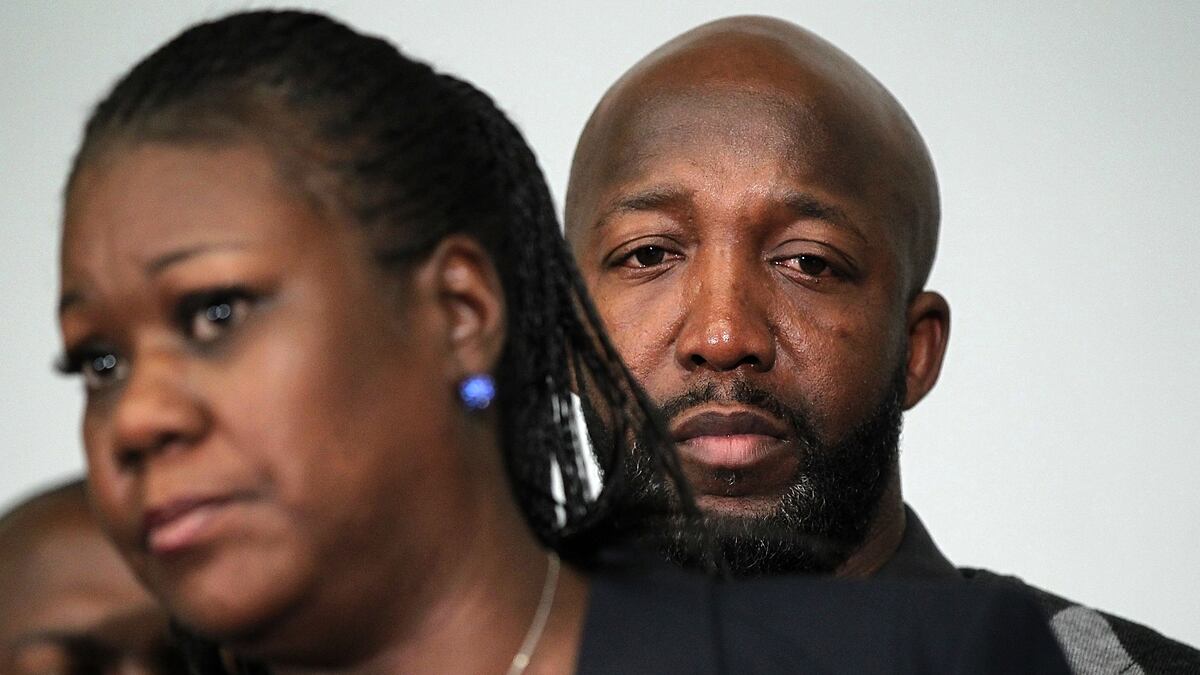 cheats/2012/04/14/dad-warned-trayvon-of-stereotypes/trayvon-father-cheat_lcjedn