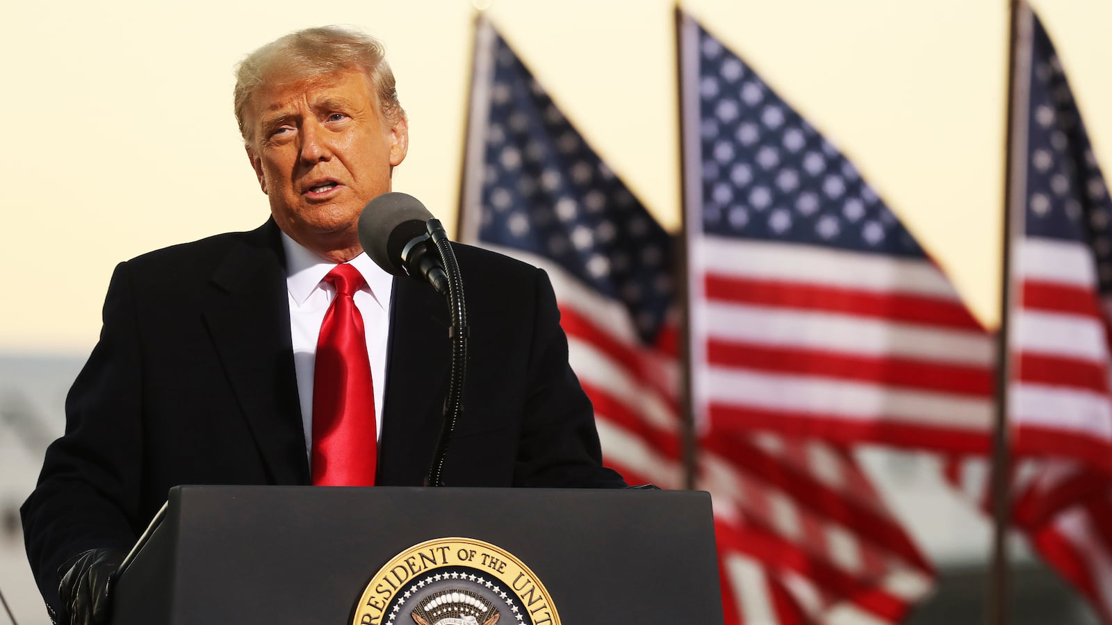 201101-ERIN-covid-campaign-Trump-tease_tuafqf