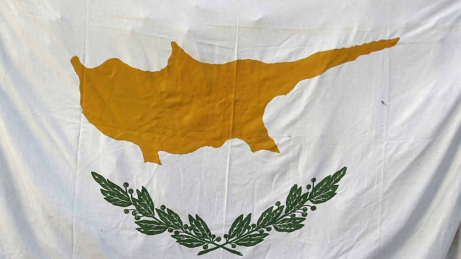 cyprus-flag_lnkbti