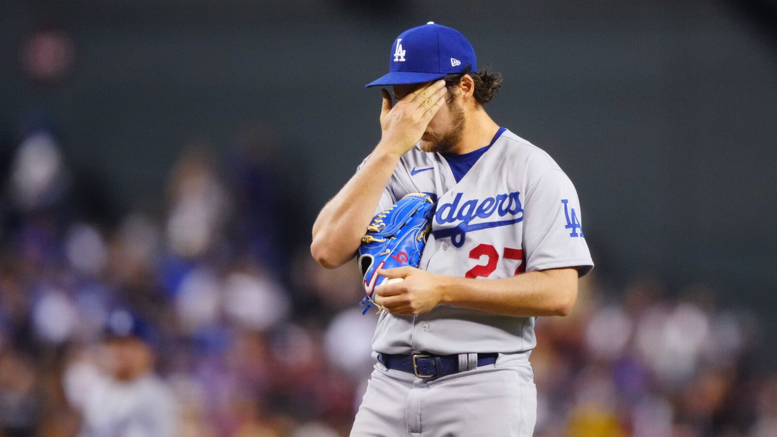 2021-06-22T180823Z_1669372369_MT1USATODAY16292814_RTRMADP_3_MLB-LOS-ANGELES-DODGERS-AT-ARIZONA-DIAMONDBACKS_djs4w4