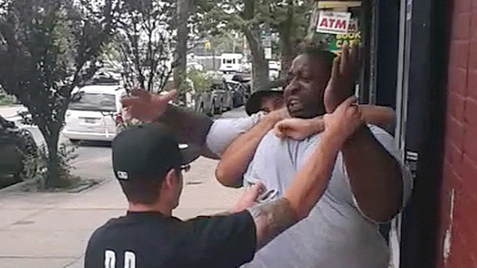 articles/2014/12/03/i-can-t-breathe-i-can-t-breathe-a-moral-indictment-of-the-nypd/141203-daly-garner-tease_csaxb8