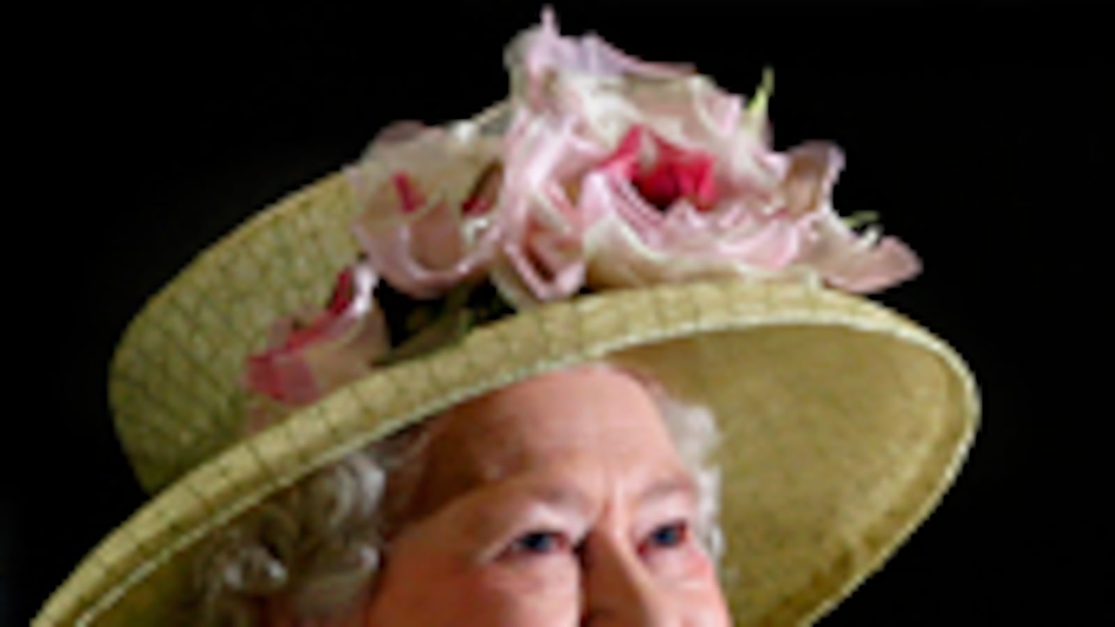 articles/2009/04/21/to-the-queen-on-her-83rd-birthday/lacey-queen-elizabeth-birthday_23243_sz3mhh