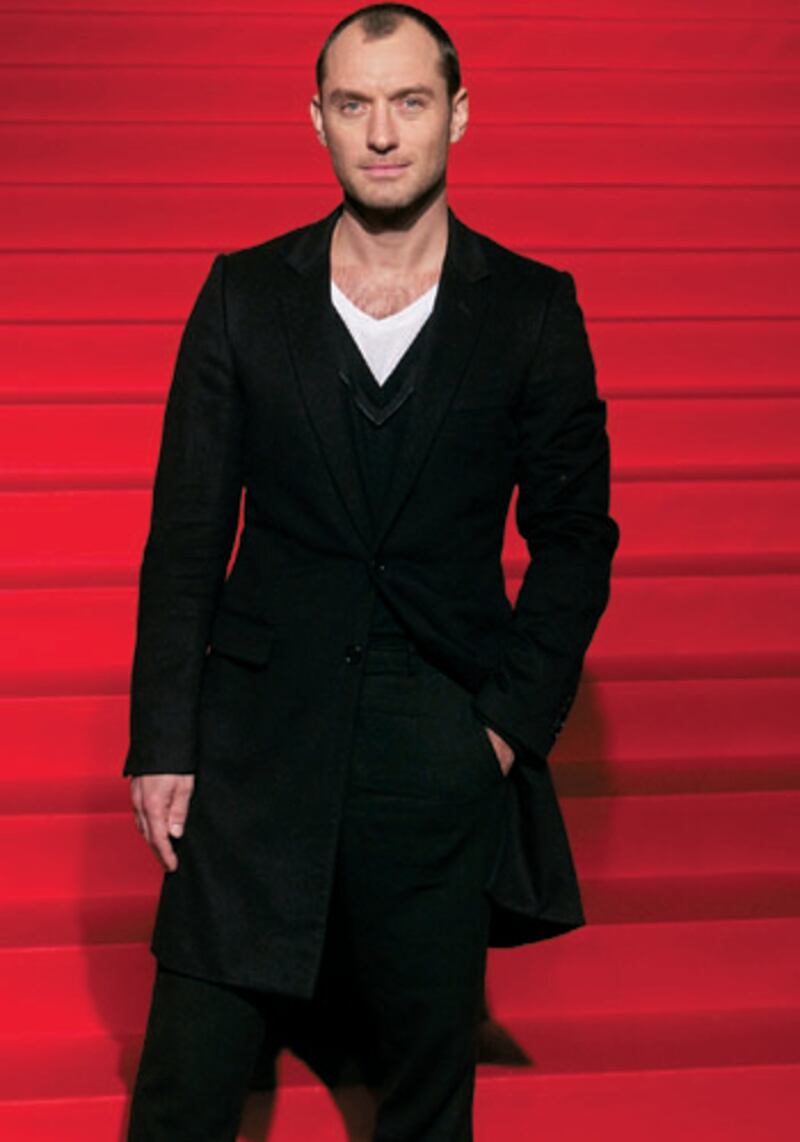 galleries/2012/03/30/stars-favorite-beatles-songs-photos/favorite-beatles-songs-law_fusudj