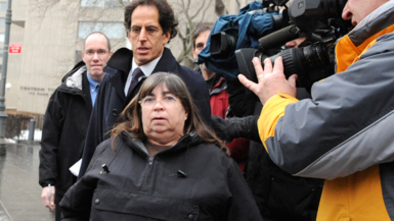 articles/2011/01/07/bernie-madoffs-secretary-annete-bongiorno-out-on-bail/frank-annette_zg8l8v