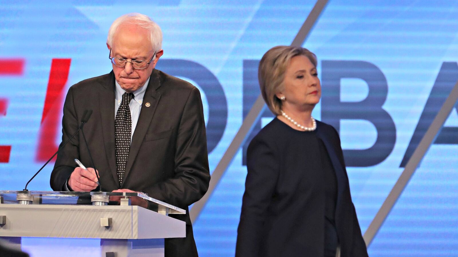 articles/2016/04/14/how-to-watch-the-brooklyn-democratic-debate-live-stream-online/160414-democratic-debate-brooklyn-tease_njuvbi
