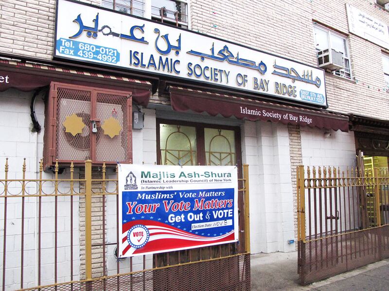 articles/2016/11/09/muslim-americans-democracy-will-protect-us-from-trump/161109-zavadski-muslim-american-govt-embed_aoy7q6